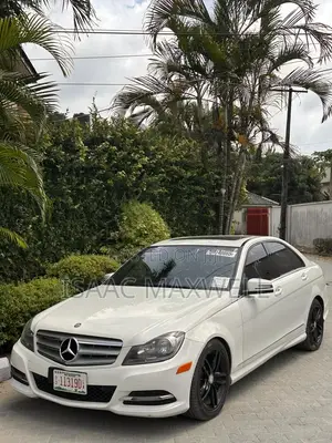 Mercedes-Benz C300 2012 White