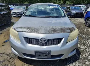Toyota Corolla LE 4dr Sedan (1.8L 4cyl 4A) 2010 Silver