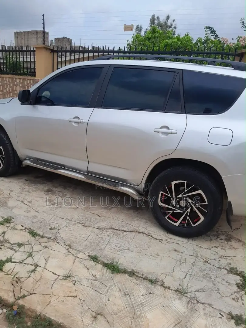 Toyota RAV4 2008 Silver