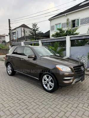 Mercedes-Benz M Class ML350 4MATIC 4dr SUV AWD (3.5L 6cyl 7A) 2014