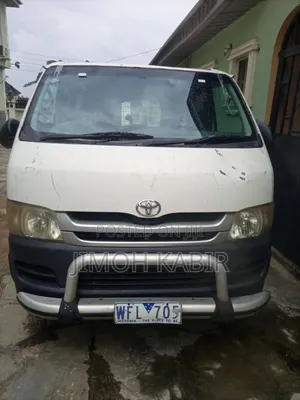 Toyota HiAce 2008 White