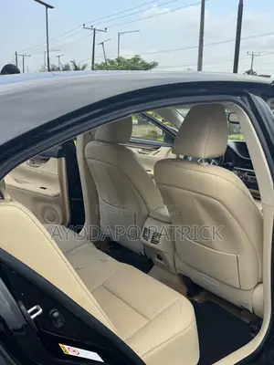 Lexus ES 2015 Black