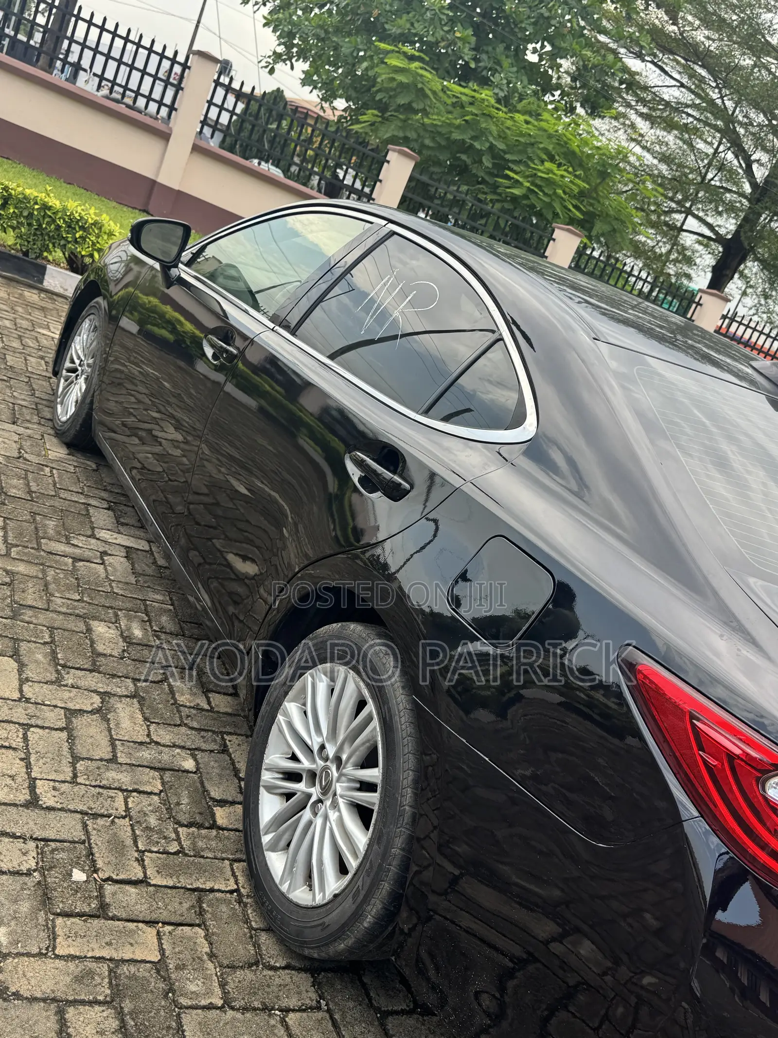 Lexus ES 2015 Black