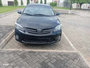 Toyota Corolla 2012 Black