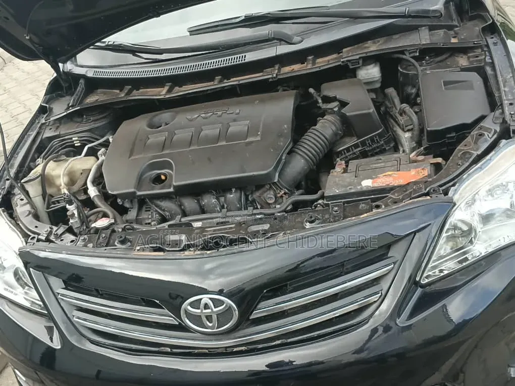Toyota Corolla 2012 Black
