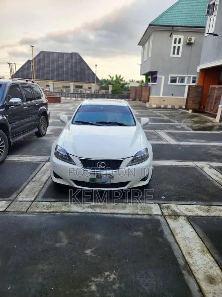 Lexus IS 2012 White