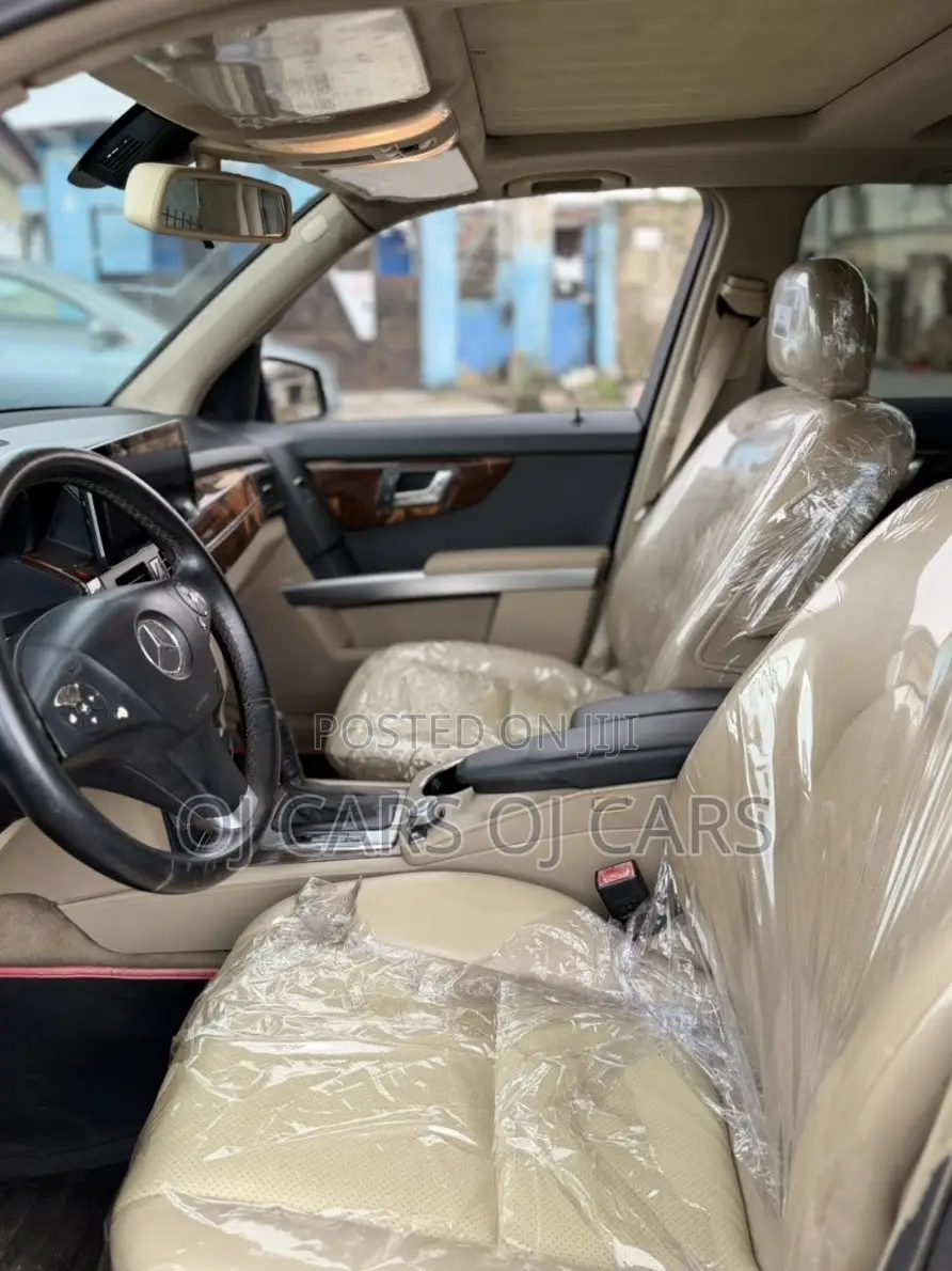 Mercedes-Benz GLK-Class 2010 Blue