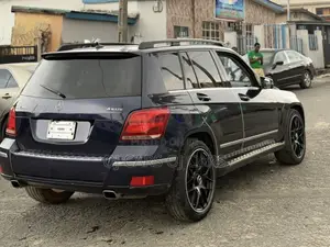 Mercedes-Benz GLK-Class 2010 Blue