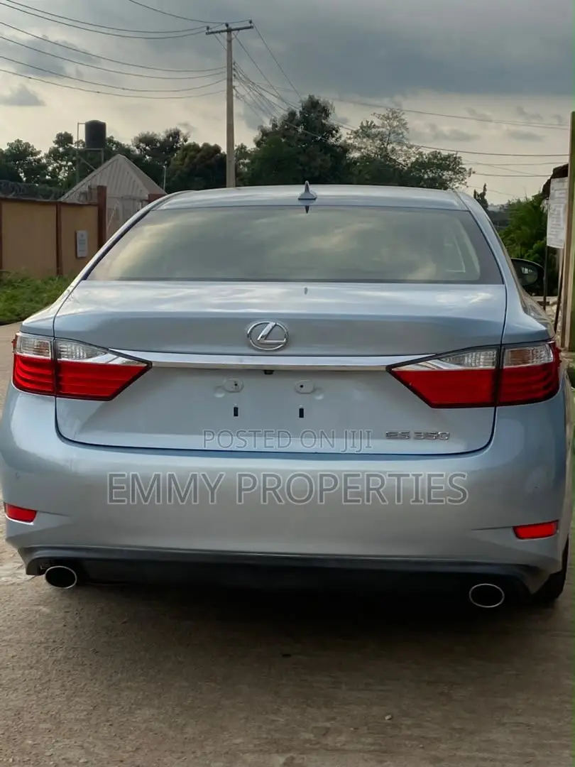 Lexus ES 2015 Blue