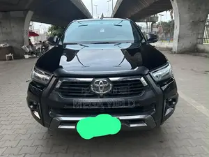 Toyota Hilux 2023 Black