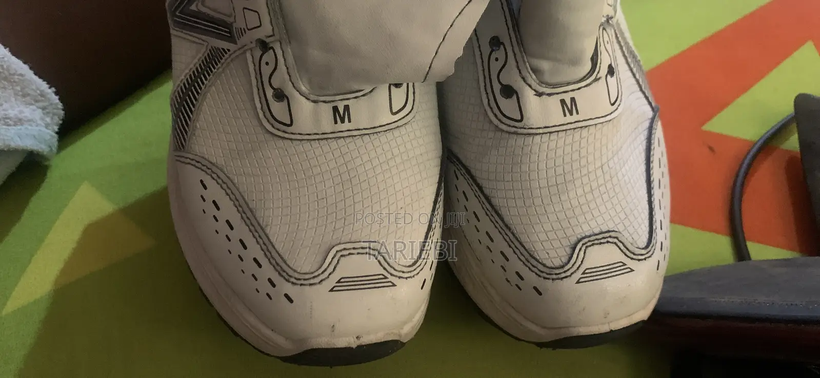 Sneakers Shoe