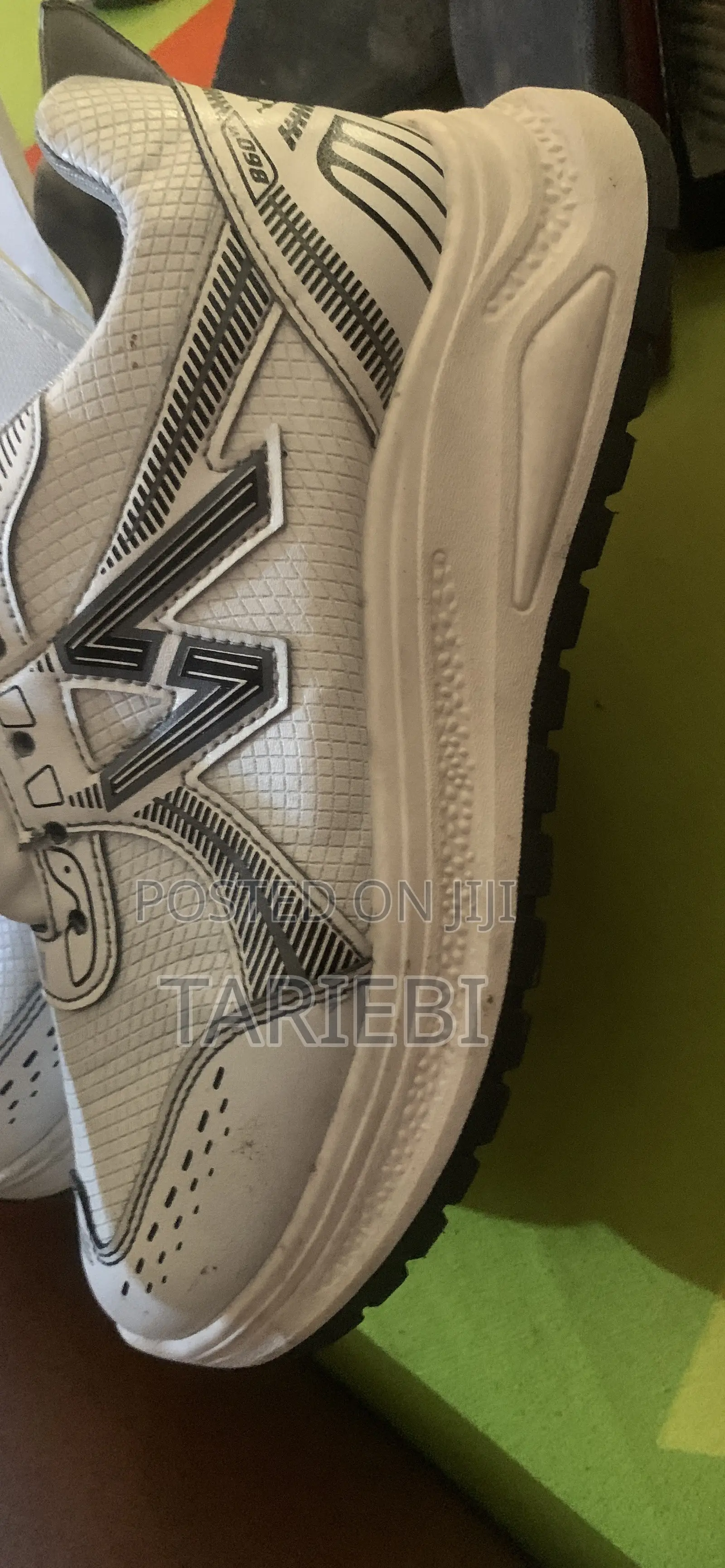 Sneakers Shoe