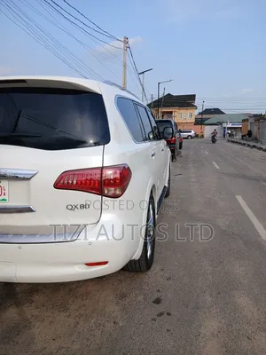 Infiniti QX80 2015 White