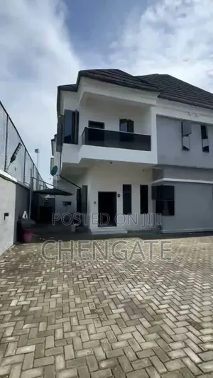 4bdrm Duplex in Lekki for rent