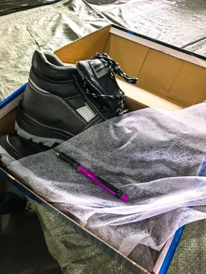 Very Strong and Durable Safety Boot