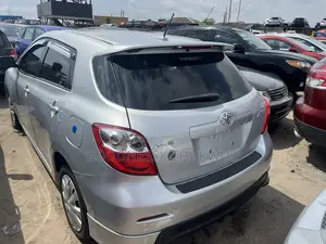 Toyota Matrix 2010 Silver