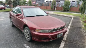 Mitsubishi Galant 1999 Maroon
