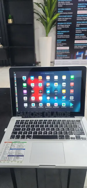 Laptop Apple MacBook Pro 2012 4GB Intel Core 5 HDD 512GB