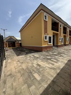 2bdrm Townhouse/Terrace in Private Property, Dawaki for sale