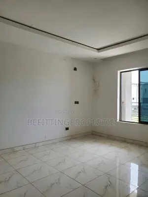 5bdrm Duplex in Jahi for sale