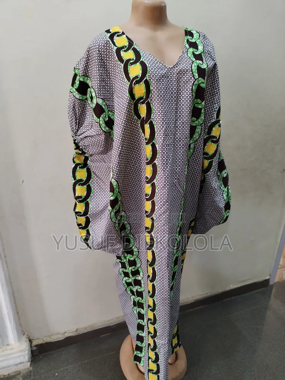 Beautiful Gbe Body Bubu Available for Sale