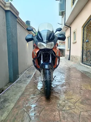 Honda 2010 Orange