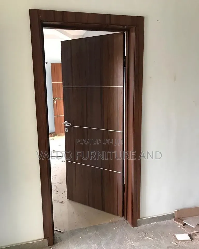 Luxury Internal Wooden Doors in Different Colors and Patterns