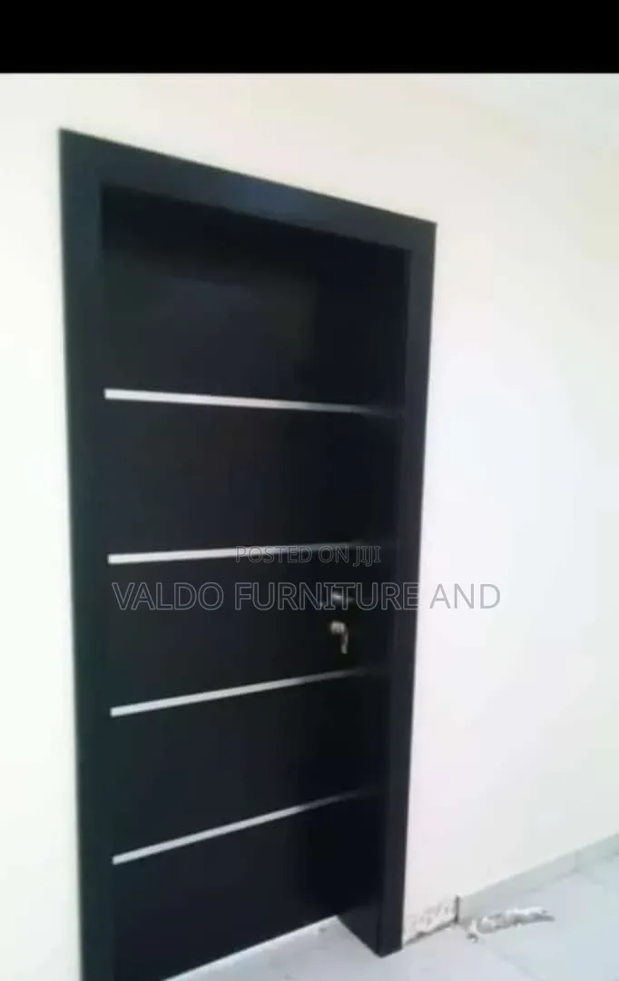 Luxury Internal Wooden Doors in Different Colors and Patterns