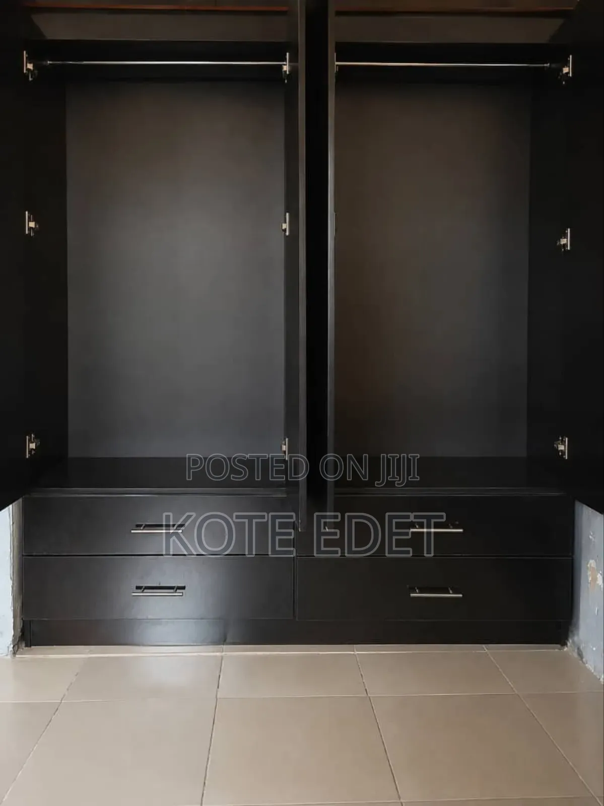 4 Doors Wardrobe