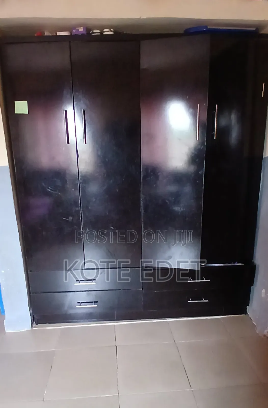 4 Doors Wardrobe