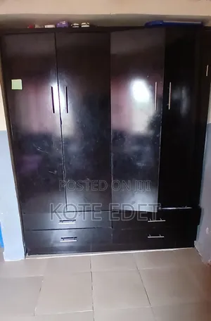 4 Doors Wardrobe