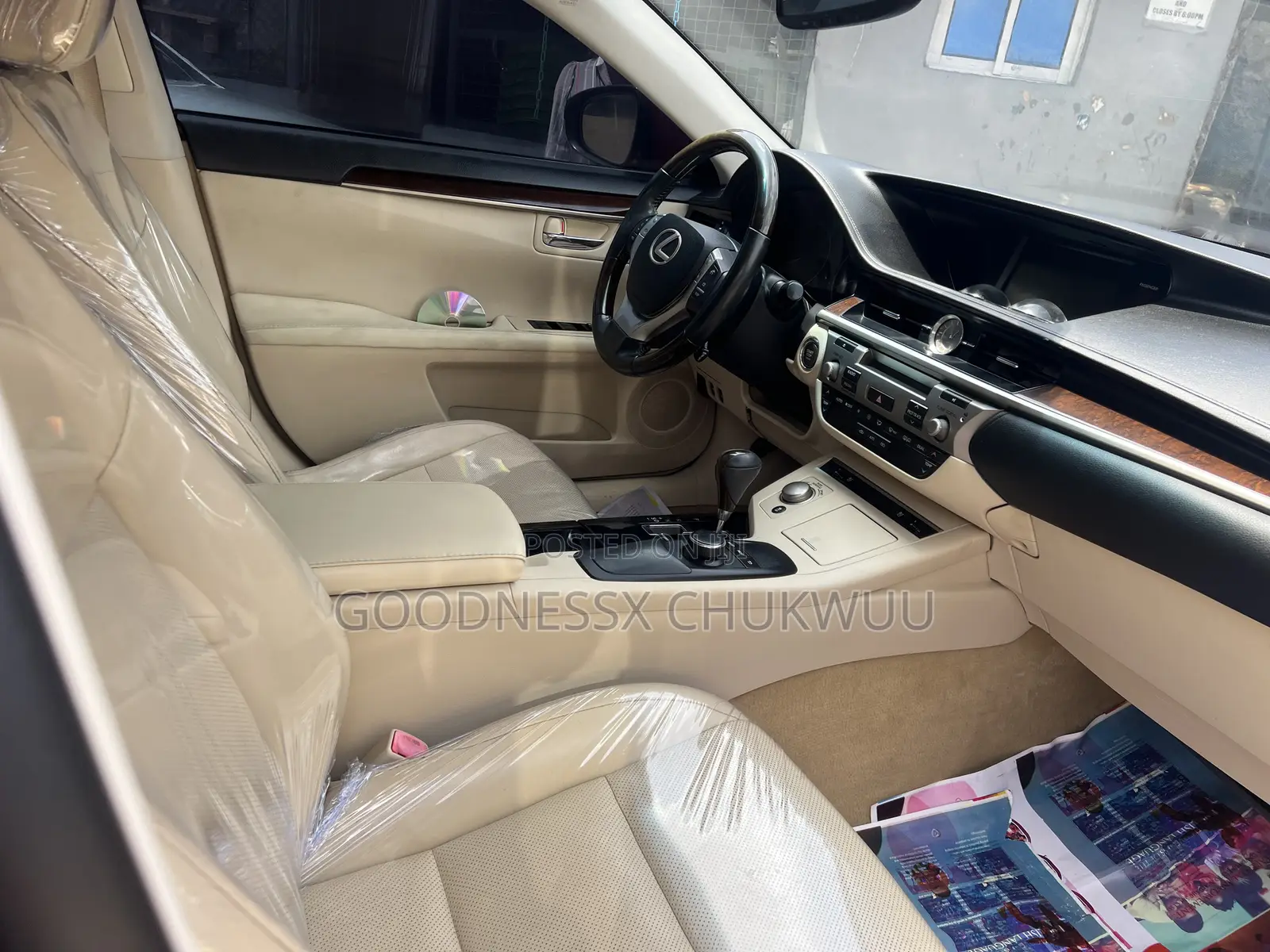 Lexus ES 2014 Red