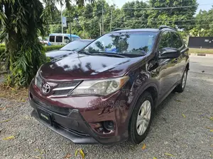 Toyota RAV4 LE FWD (2.5L 4cyl 6A) 2013 Burgandy