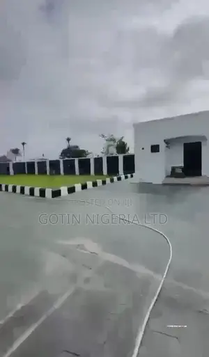 4bdrm Bungalow in Benin City for sale