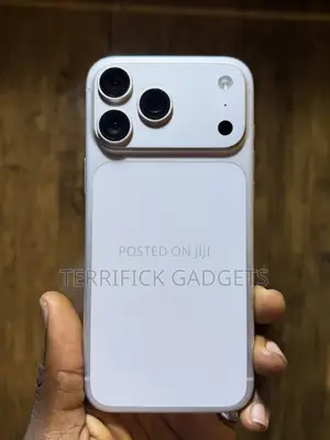 Apple iPhone 17 Pro Max 256 GB Silver