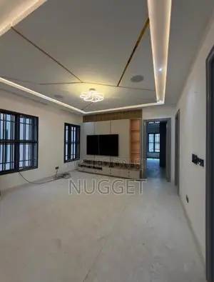 5bdrm House in Nugget, Zone 7 / Wuse for sale