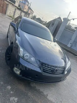 Lexus ES 350 2011 Gray