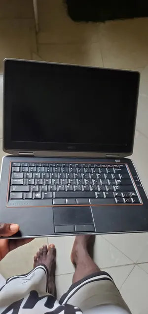 Laptop Dell Latitude E6320 8GB Intel Core i5 HDD 500GB