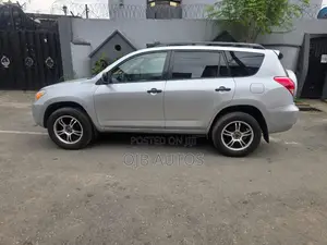 Toyota RAV4 2008 Silver