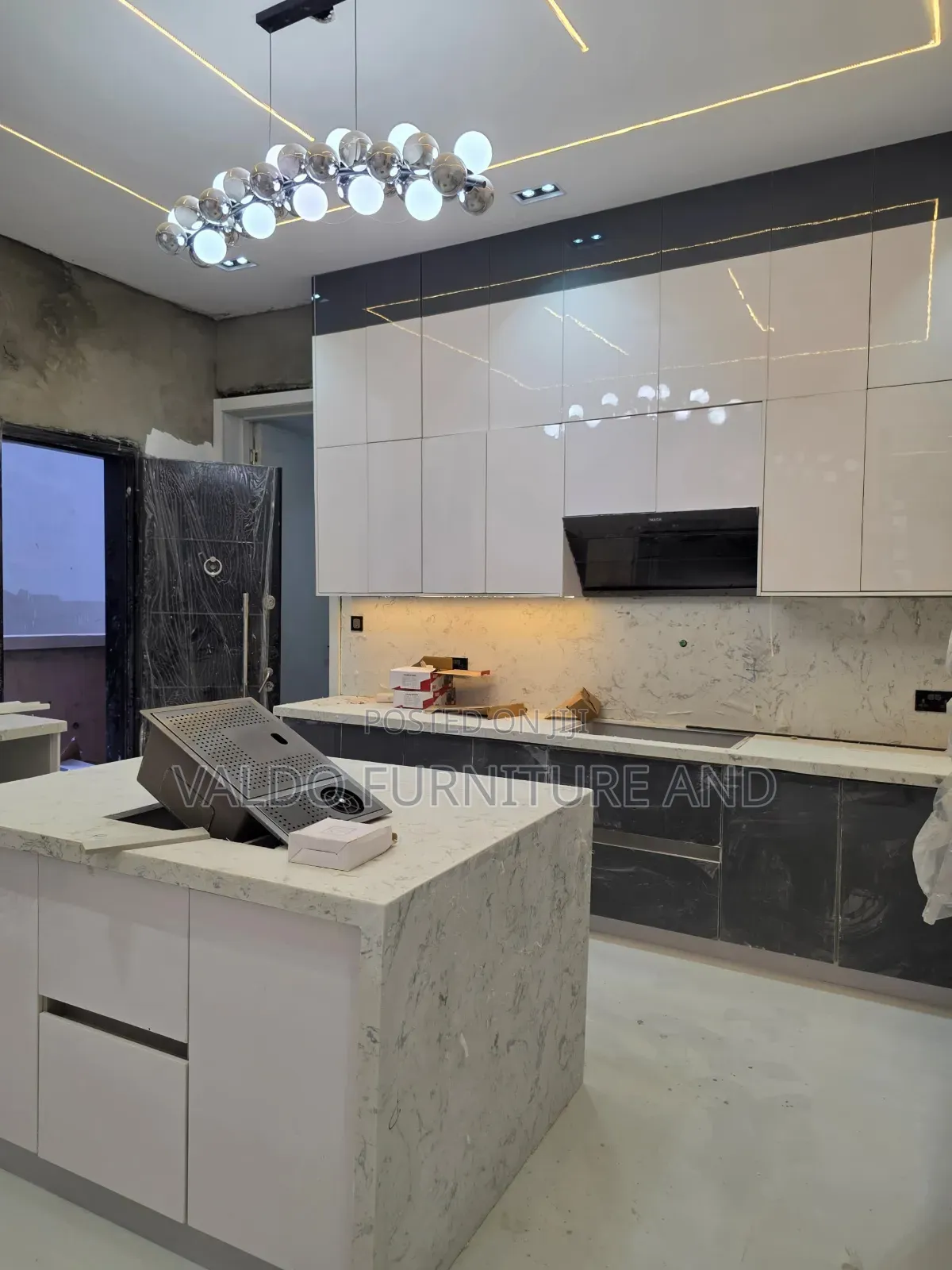 Luxury Kitchen Cabinet