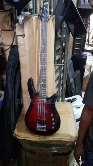 4 Strings Bass Guitar