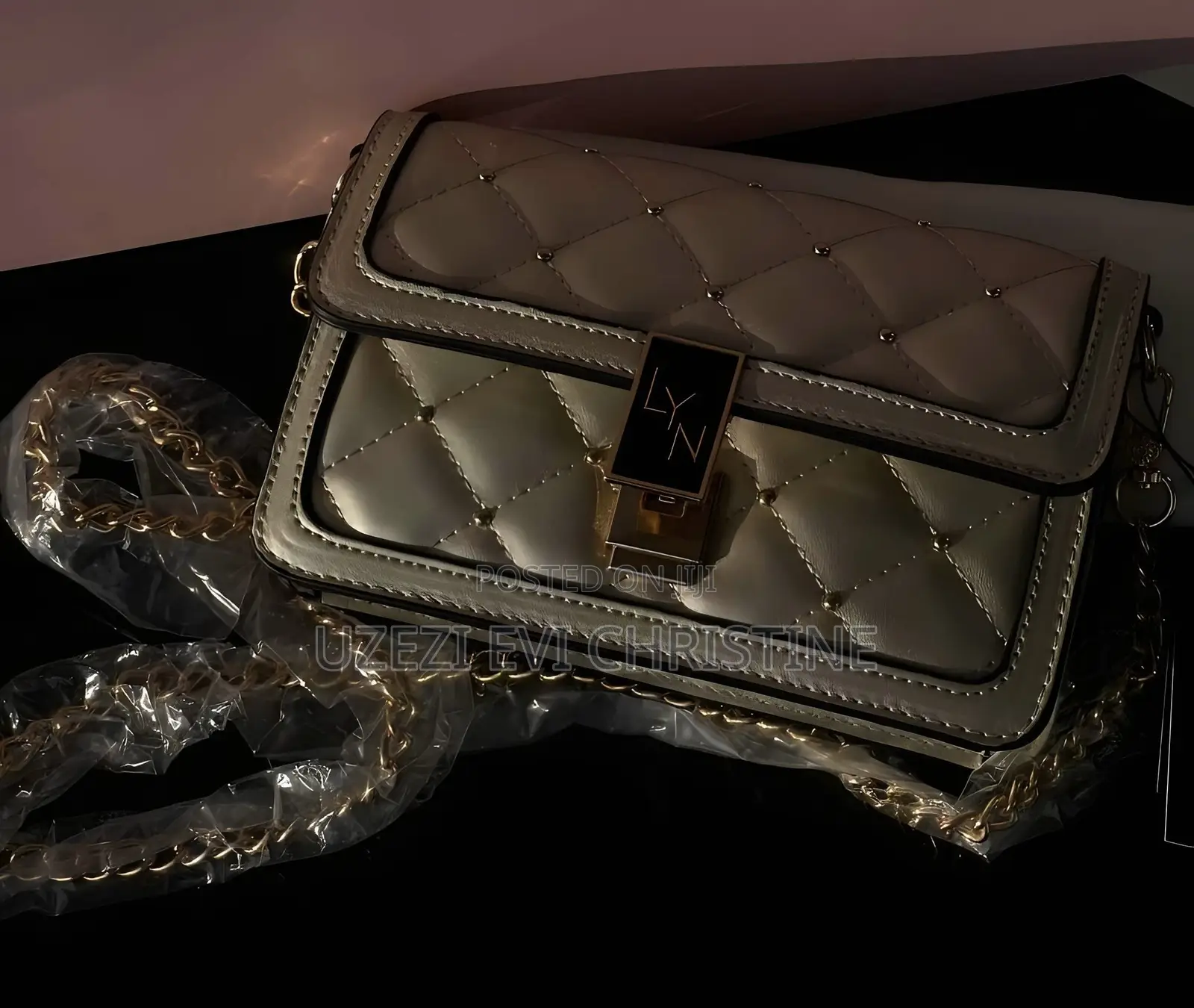 Elegant Gold Quilted Chain Shoulder Bag