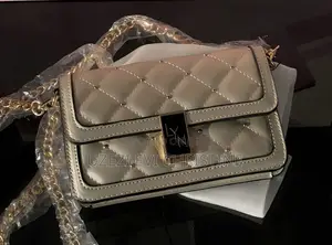 Elegant Gold Quilted Chain Shoulder Bag