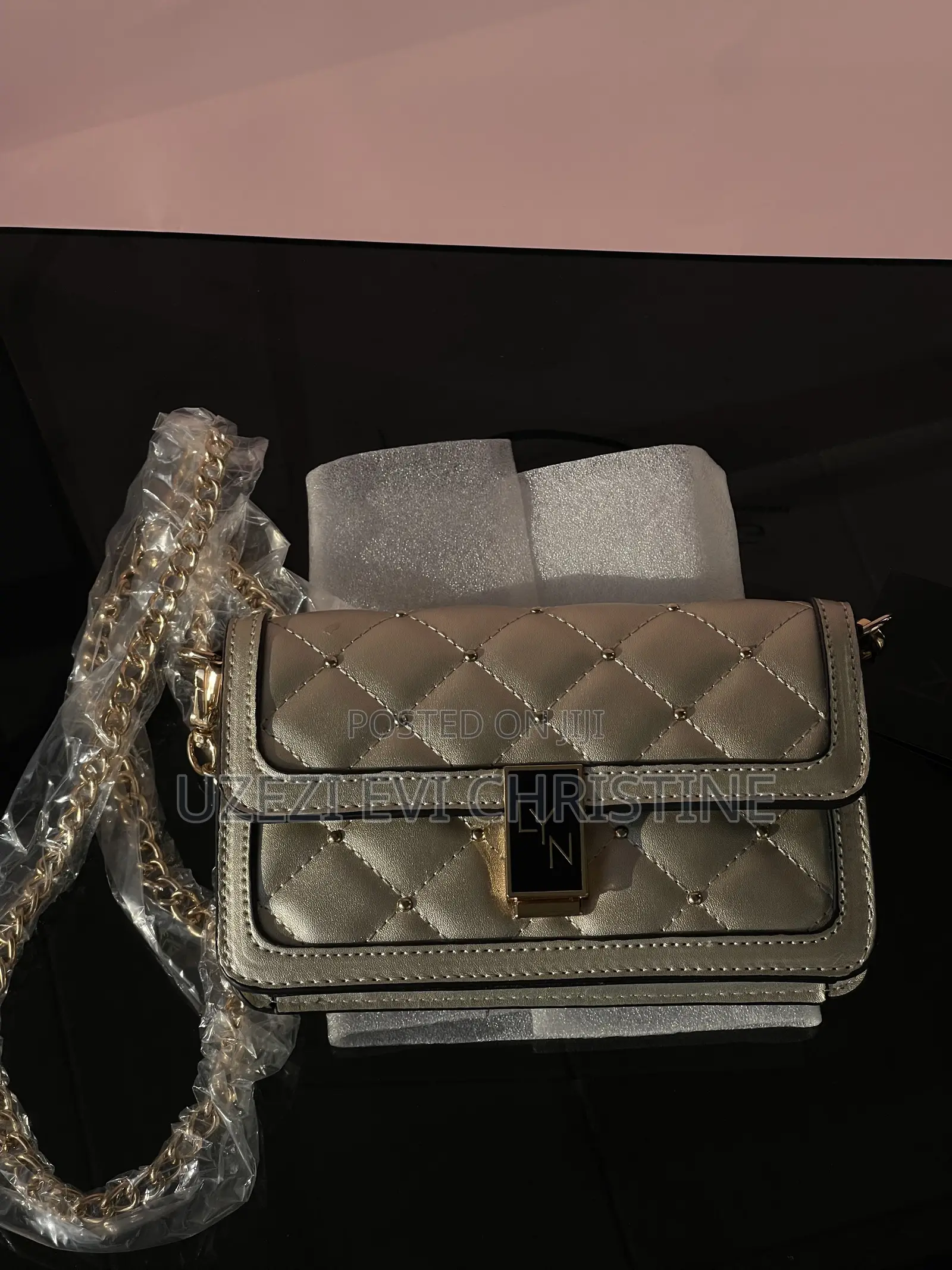 Elegant Gold Quilted Chain Shoulder Bag