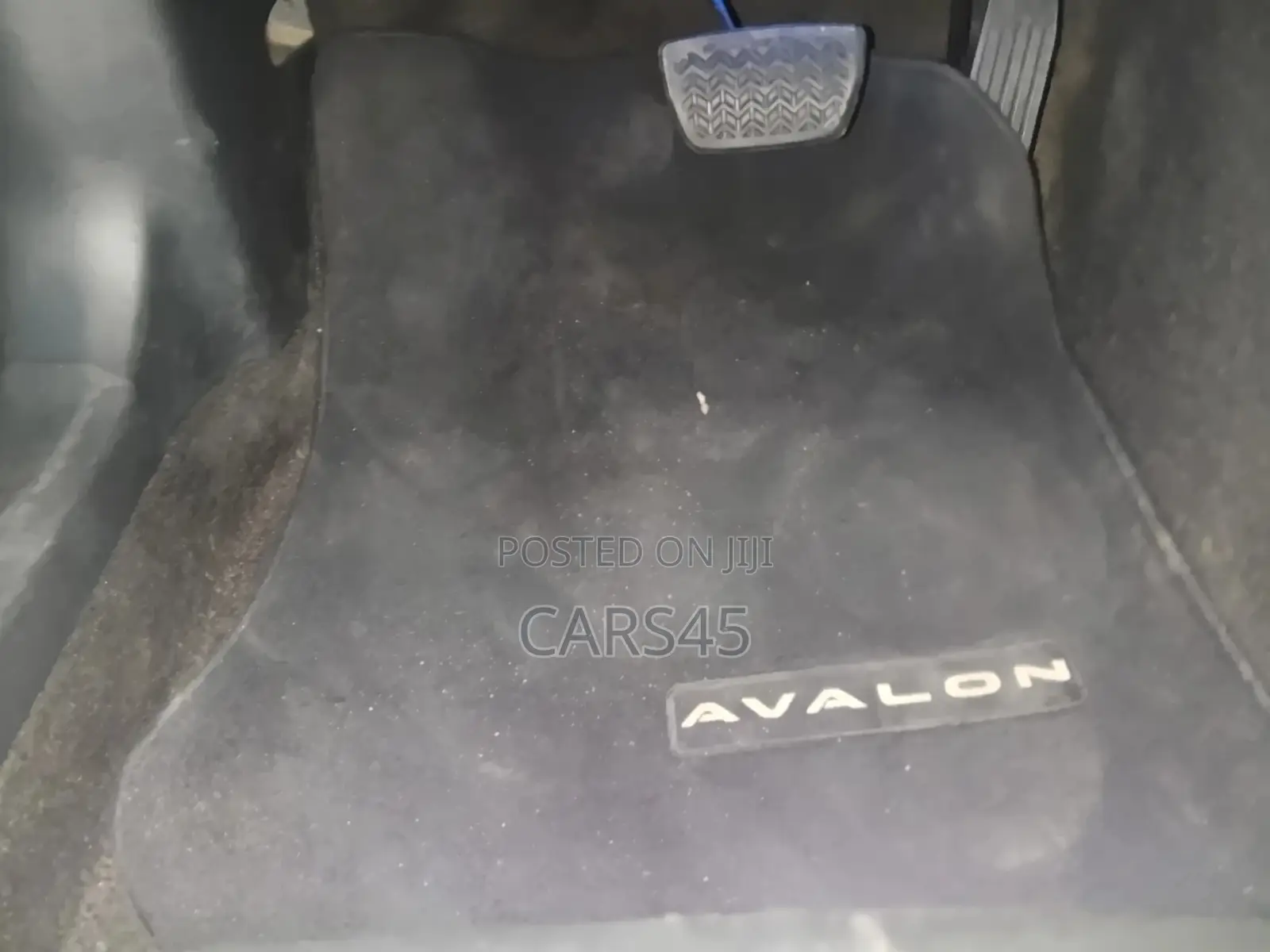 Toyota Avalon 2020 Black