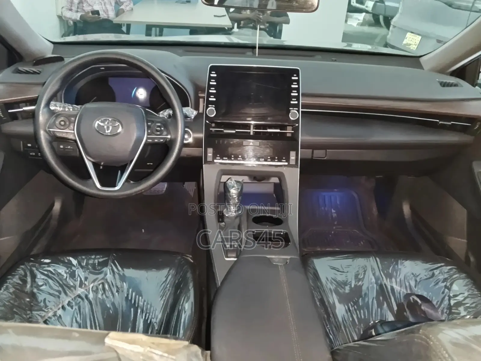 Toyota Avalon 2020 Black