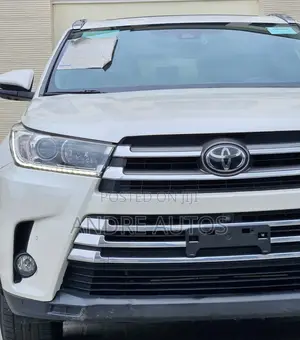 Toyota Highlander Limited Platinum 2019 White
