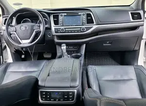 Toyota Highlander Limited Platinum 2019 White