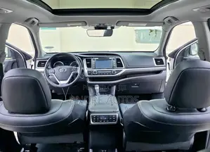 Toyota Highlander Limited Platinum 2019 White