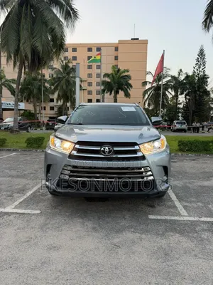 Toyota Highlander Limited 4dr SUV AWD (3.5L 6cyl 6A) 2015 Silver